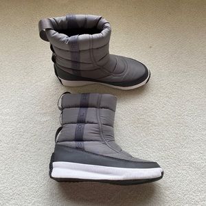 Sorel waterproof winter boots